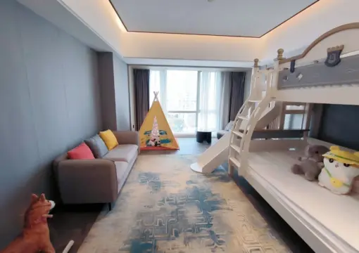 Lotus Pond Moonlight Family Suite