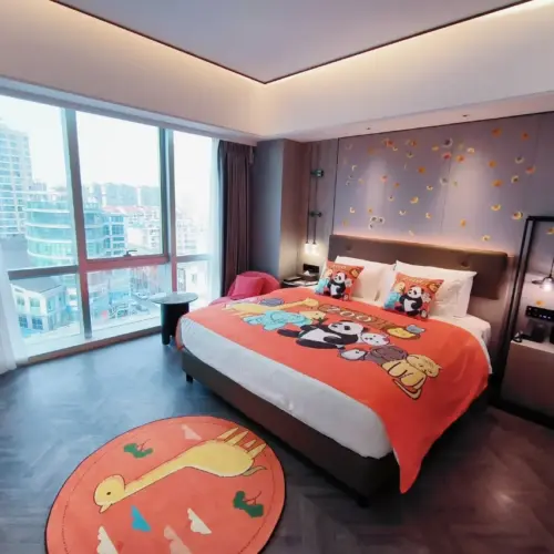 Lotus Pond Moonlight Family Suite