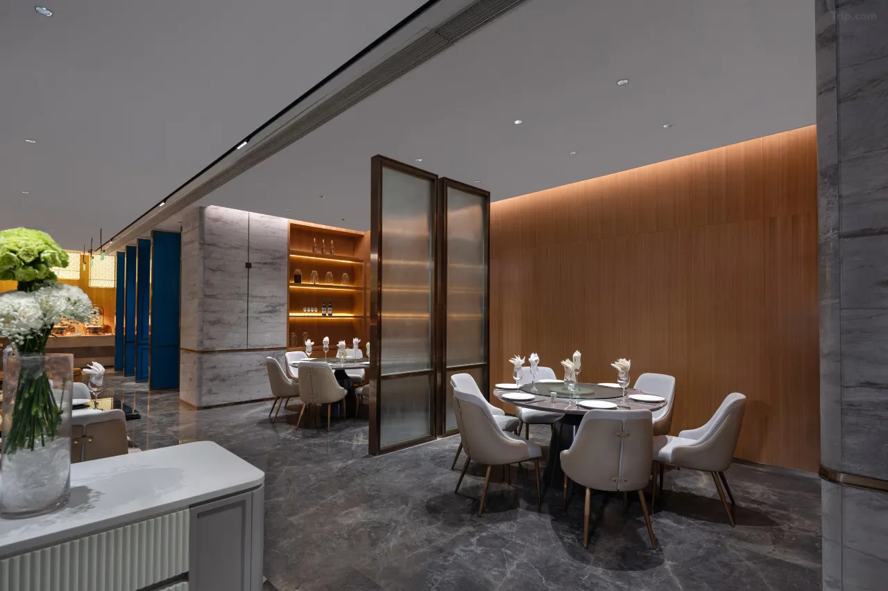 Heyitang Hotel Shanghai International Tourism Resort Restaurant (1)