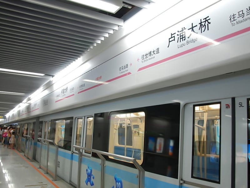 Come muoversi nella metropolitana di Shanghai: guida turistica