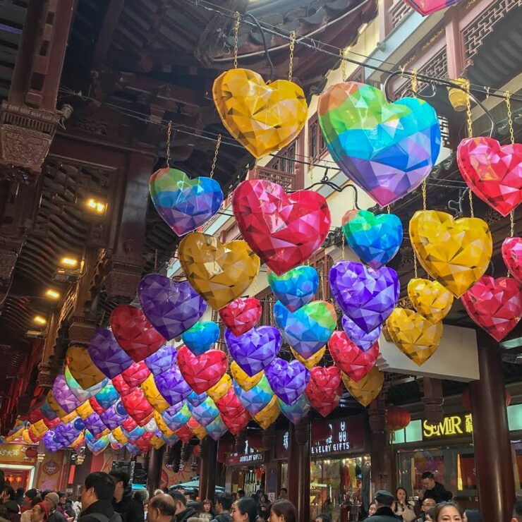 Shanghai on a Budget: Money-Saving Tips for Travelers