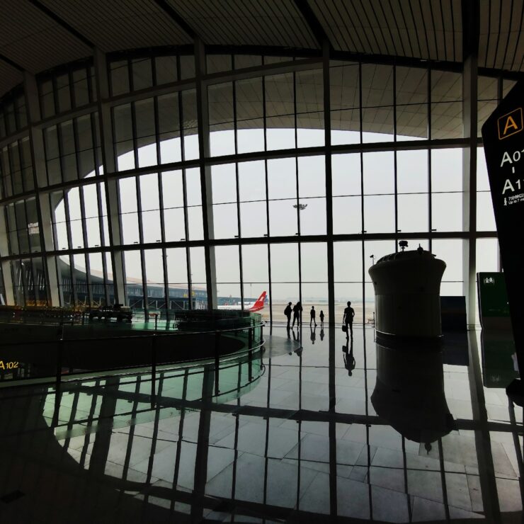 Comodità aeroportuale all'Heyitang Hotel: il tuo ingresso senza stress all'aeroporto internazionale di Shanghai Pudong (PVG) — Una guida completa pre e post volo per viaggiatori intelligenti