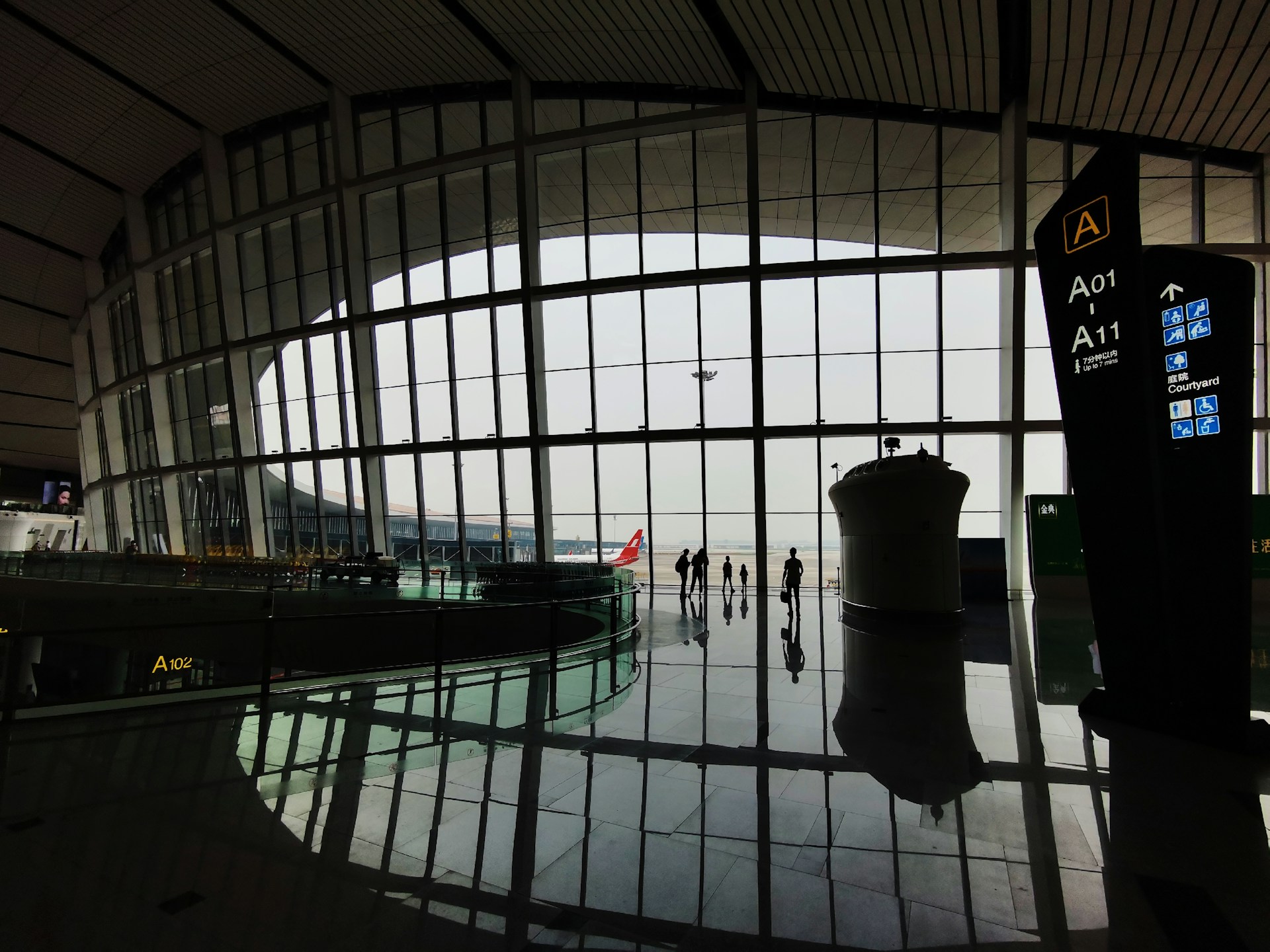 Conveniencia aeroportuaria en el Hotel Heyitang: su puerta de entrada sin estrés al Aeropuerto Internacional de Shanghái-Pudong (PVG): una guía completa para viajeros inteligentes antes y después del vuelo.