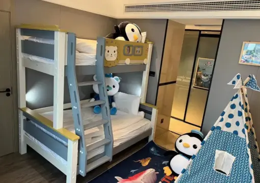 Octonauts Theme Family Room (Theme Bedding + Smart Control + Floor-to-Ceiling Window)