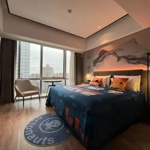 Octonauts Theme Family Room (Theme Bedding + Smart Control + Floor-to-Ceiling Window)